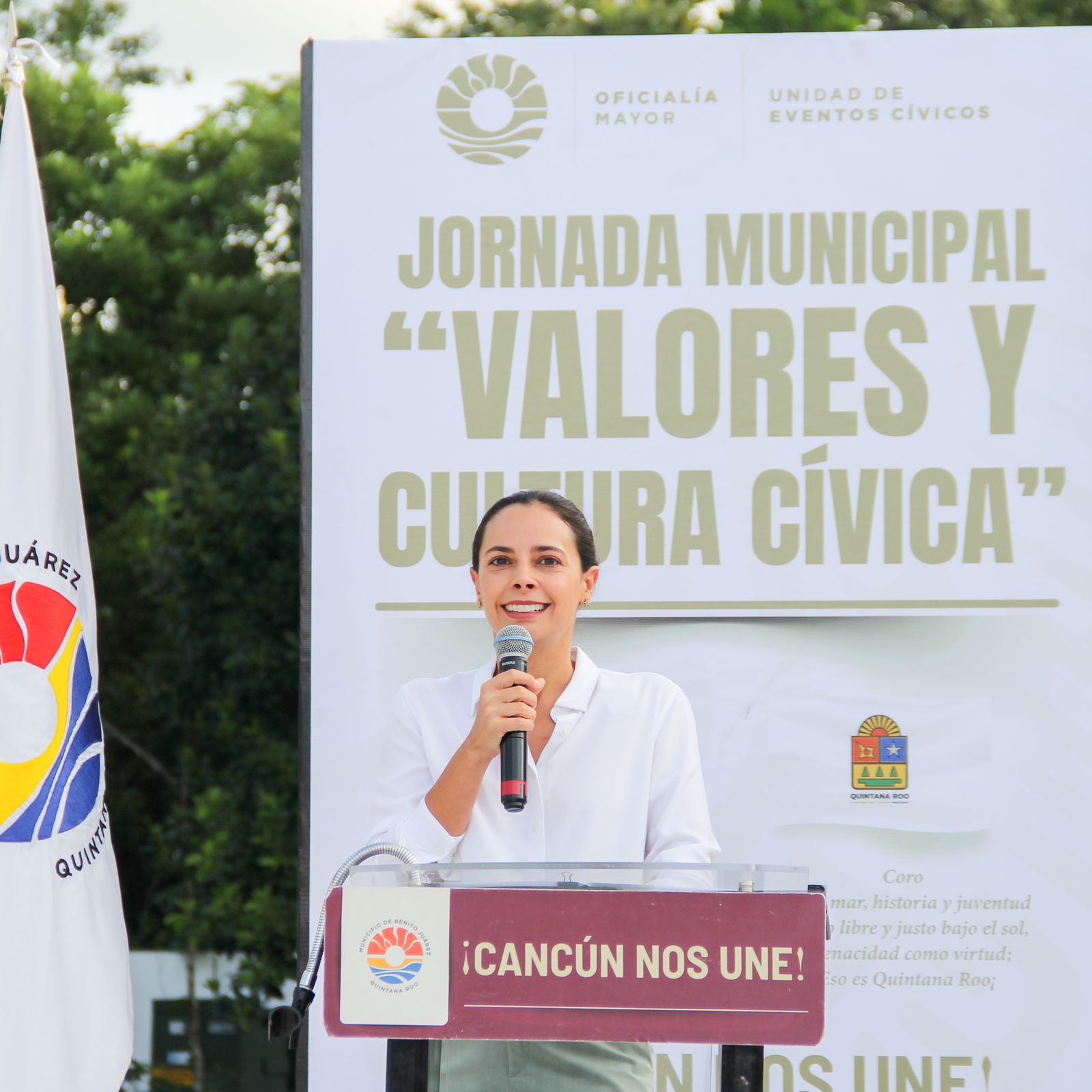 uploads/6/32/01 (500).Jpeg